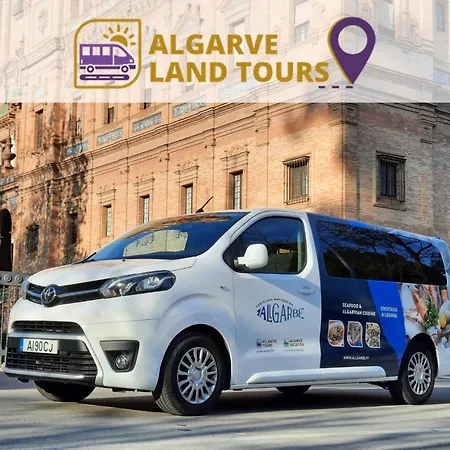Villa In Portimao Near Alvor Beach *
