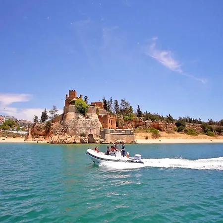 Villa In Portimao Near Alvor Beach *