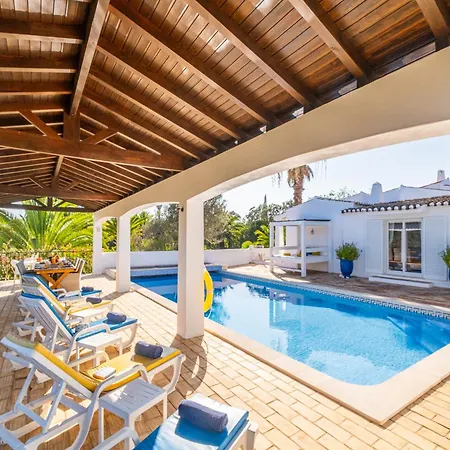 Villa In Portimao Near Alvor Beach